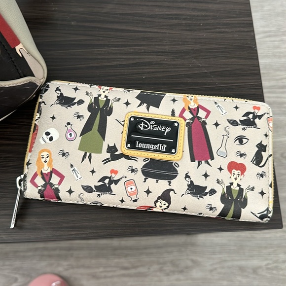 Hocus Pocus Loungefly Set Backpack & Wallet - Picture 5 of 7